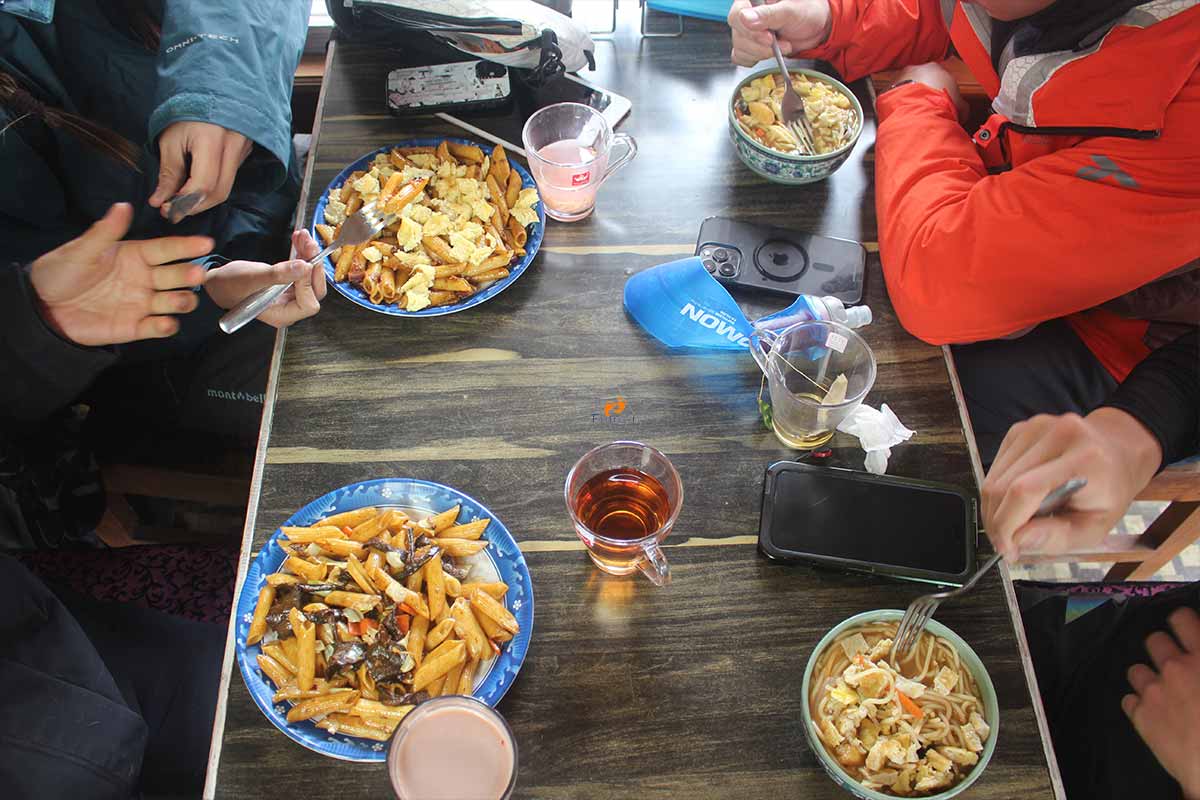 Food in Annapurna Circuit Trek